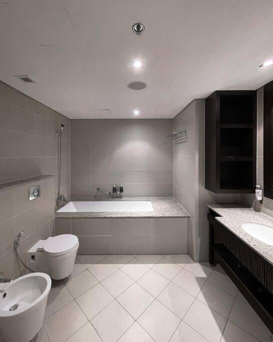 Authentic 2 Bdr In Anantara Palm Jumeirah *