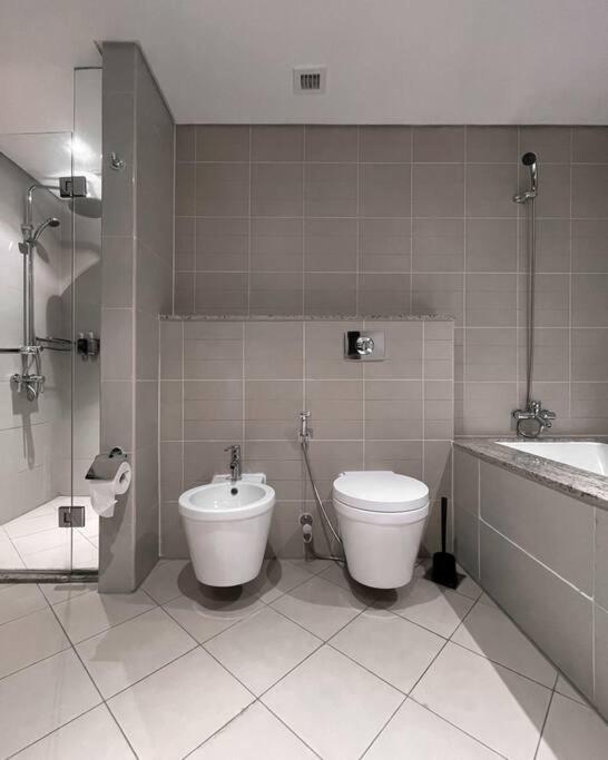 Apartment Authentic 2 Bdr In Anantara Palm Jumeirah Dubai