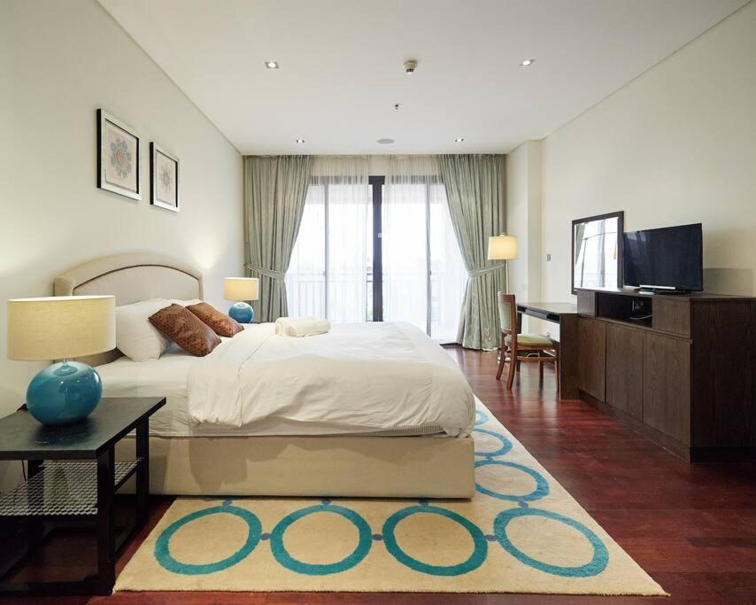 Apartment Authentic 2 Bdr In Anantara Palm Jumeirah Dubai