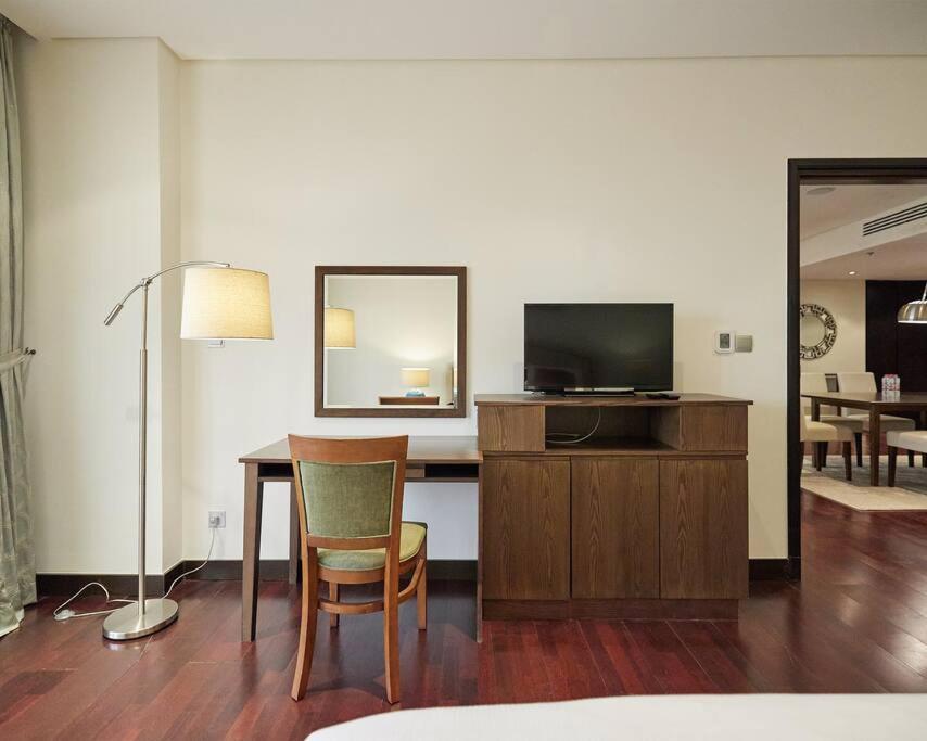 Apartment Authentic 2 Bdr In Anantara Palm Jumeirah